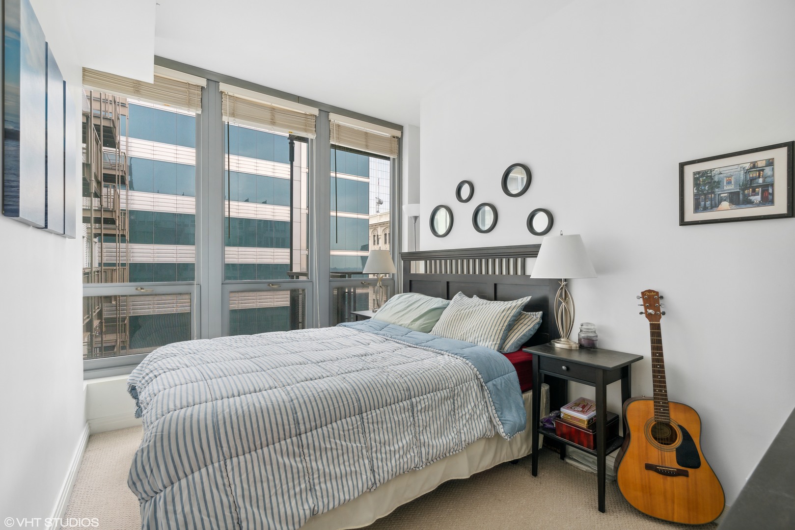 565 W Quincy Street Unit: 1613