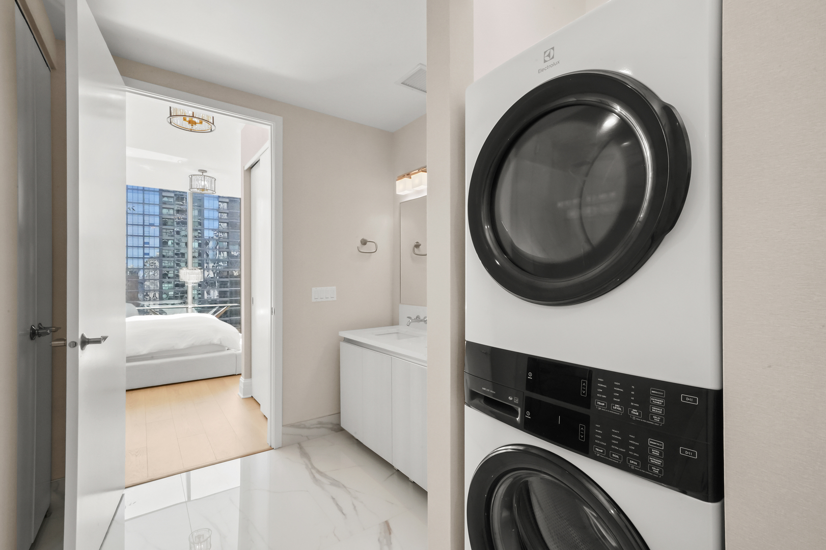 600 N FAIRBANKS Court Unit: 2510