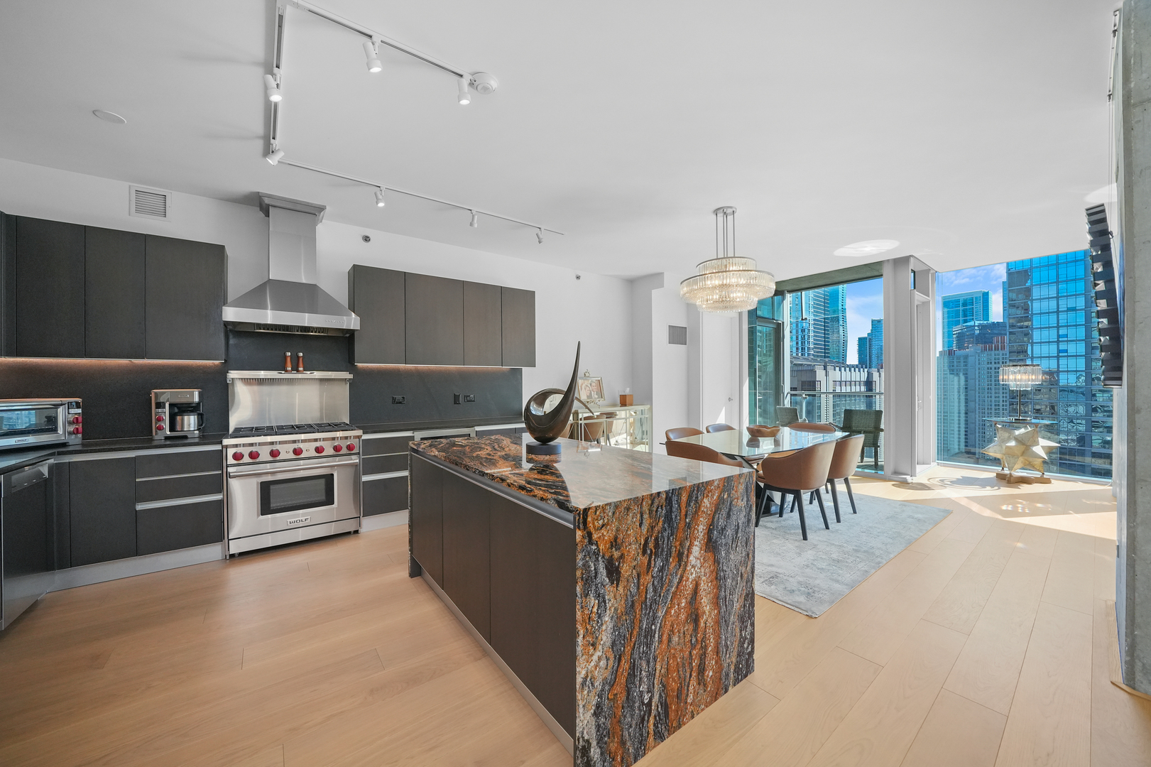 600 N FAIRBANKS Court Unit: 2510