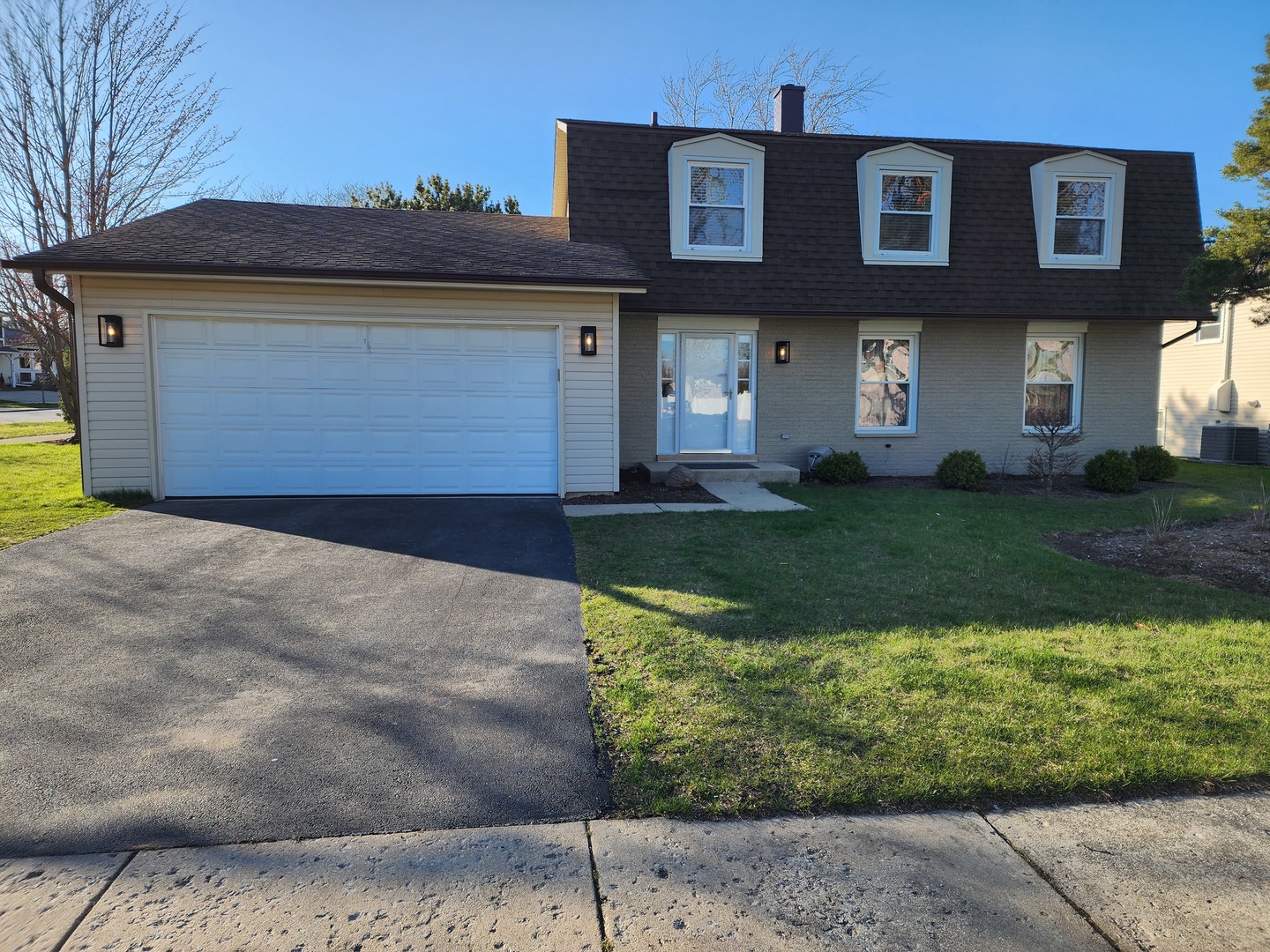 829 Oakwood Drive