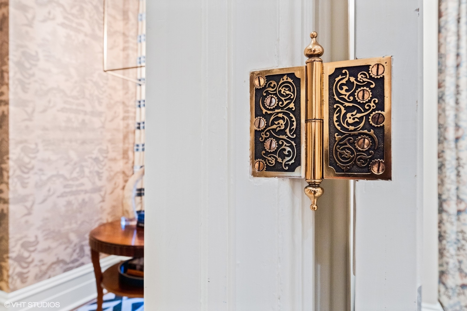 1236 N STATE Parkway