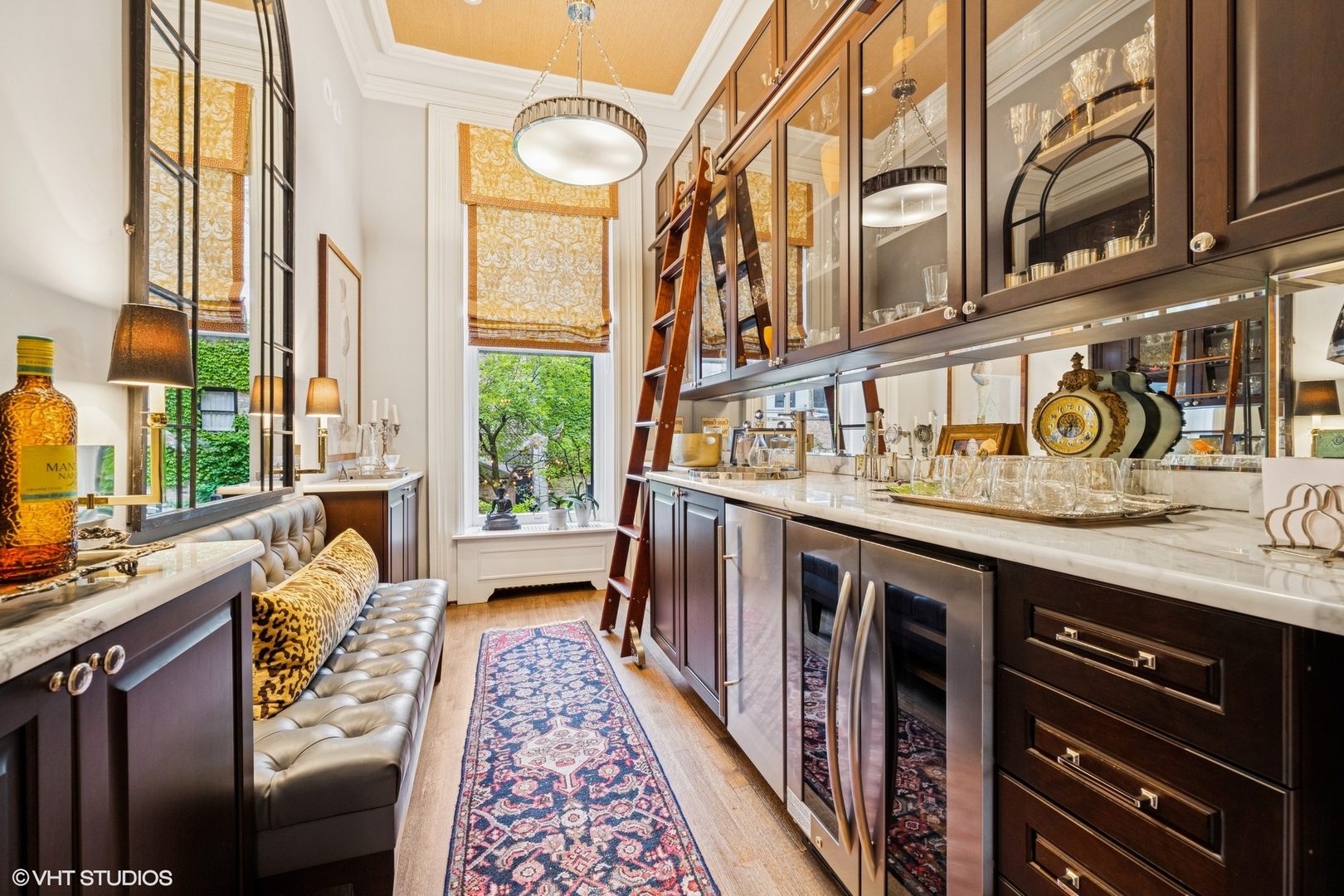 1236 N STATE Parkway