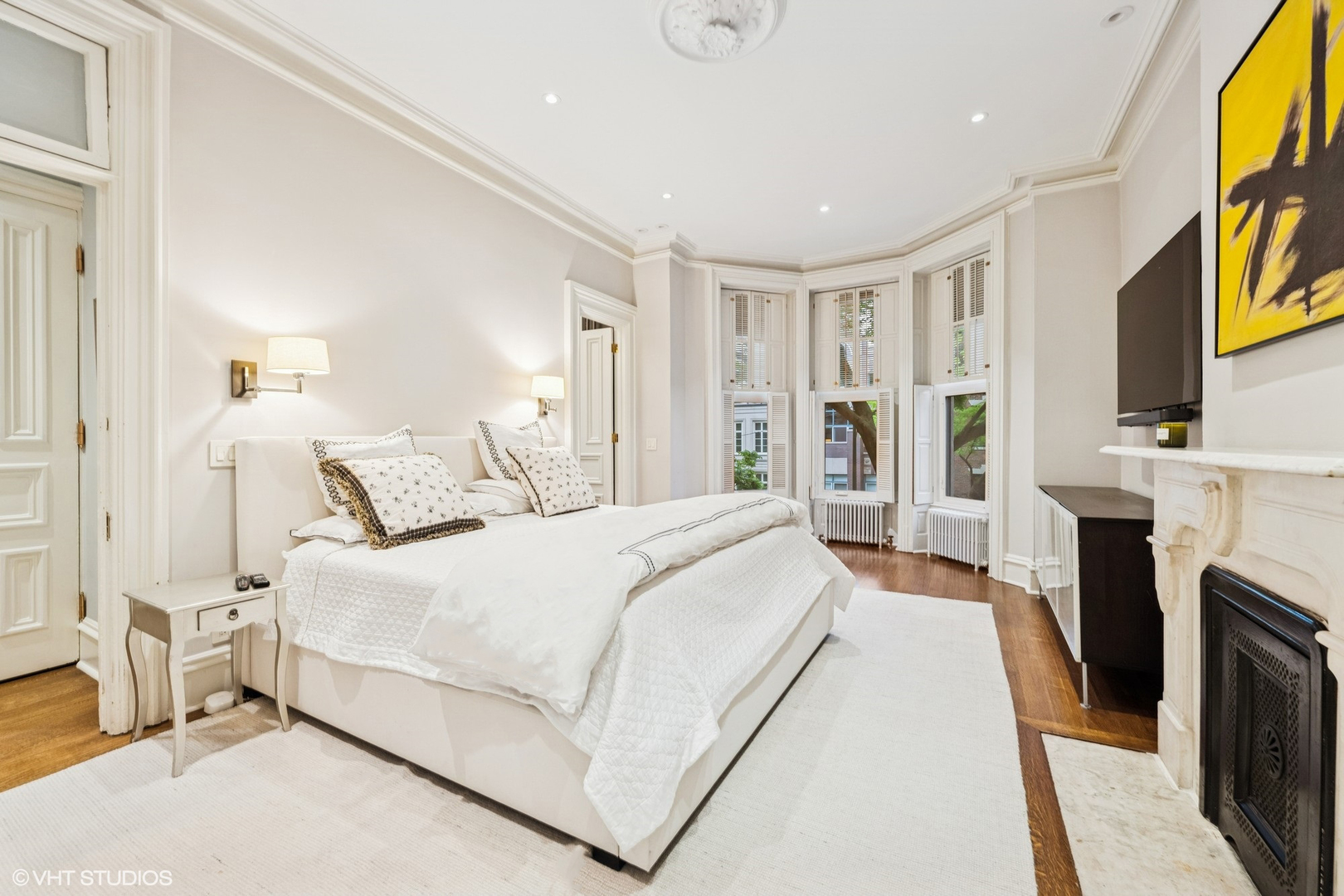 1236 N STATE Parkway