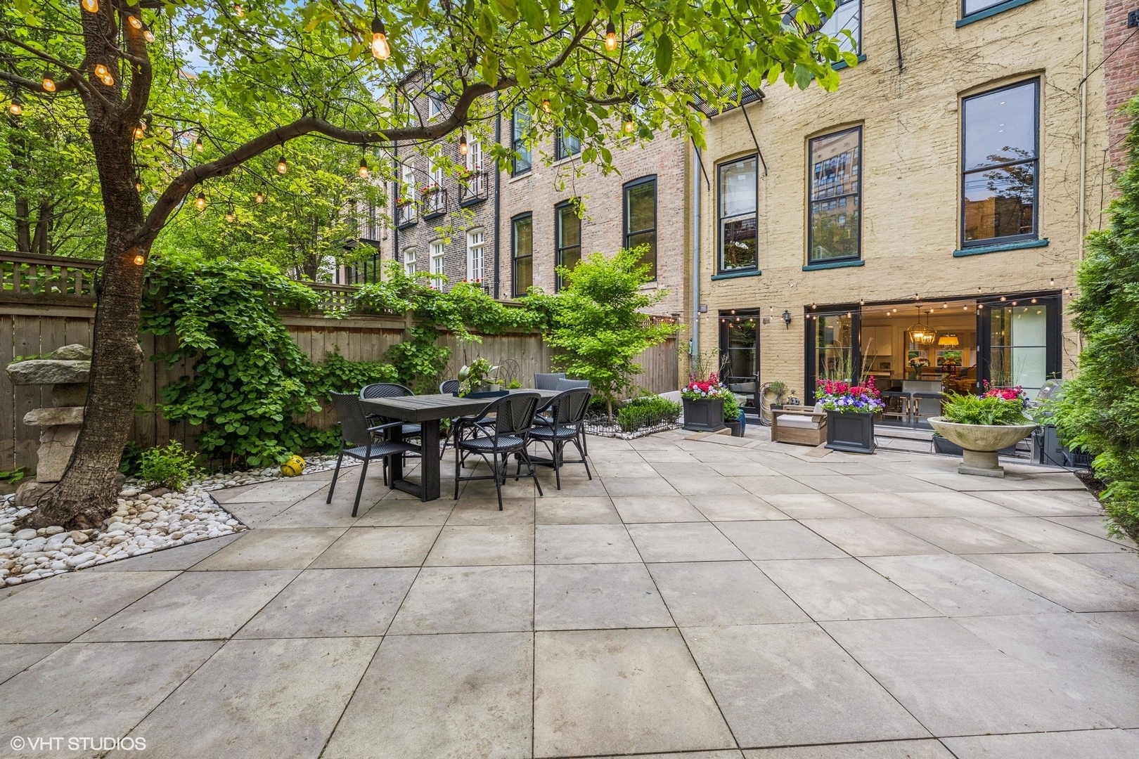 1236 N STATE Parkway