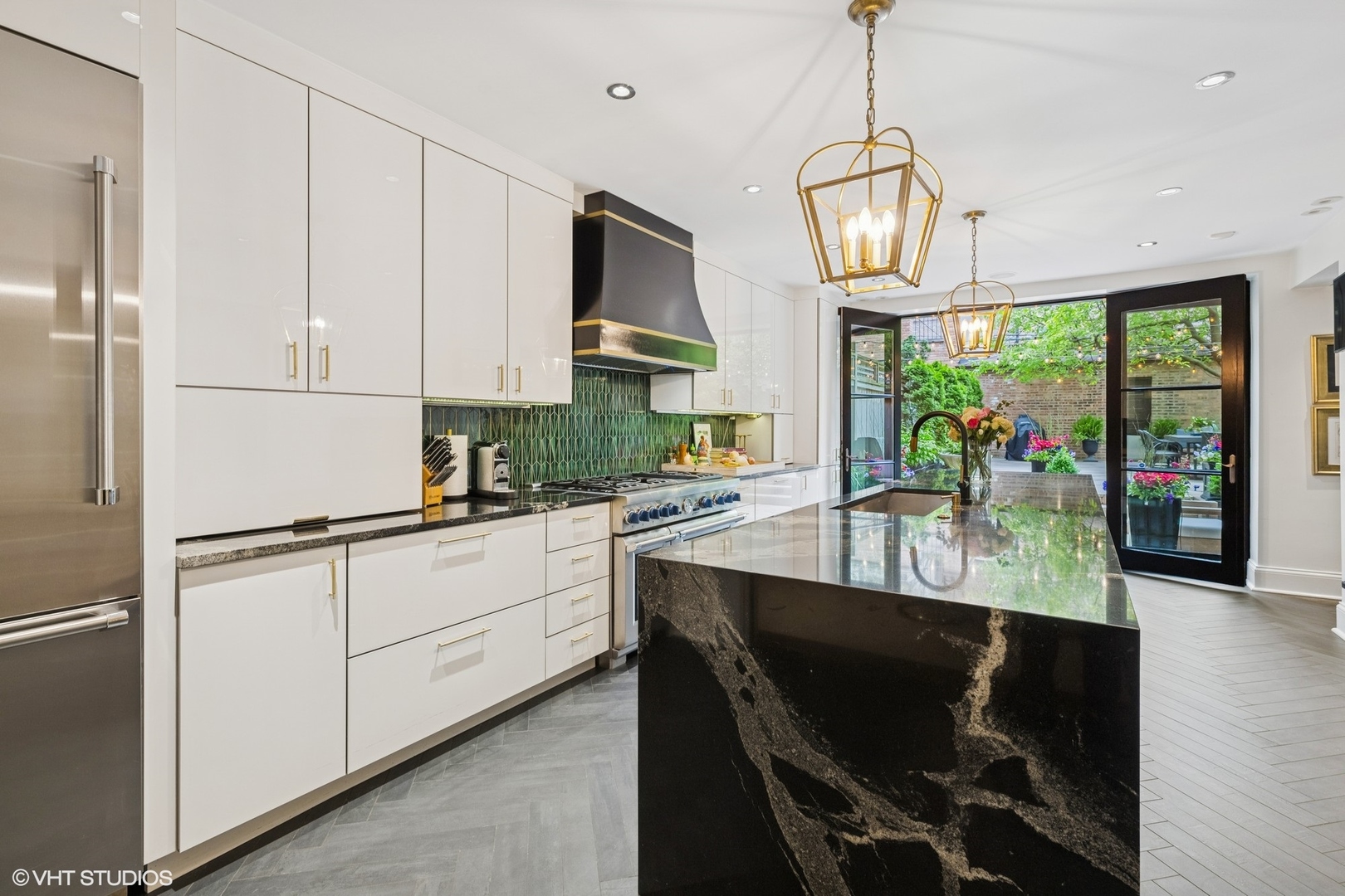 1236 N STATE Parkway