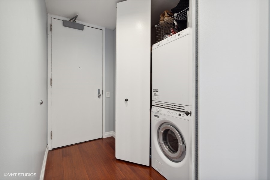 30 E HURON Street Unit: 4301