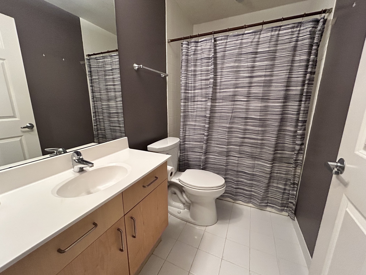 520 N Halsted Street Unit: 411