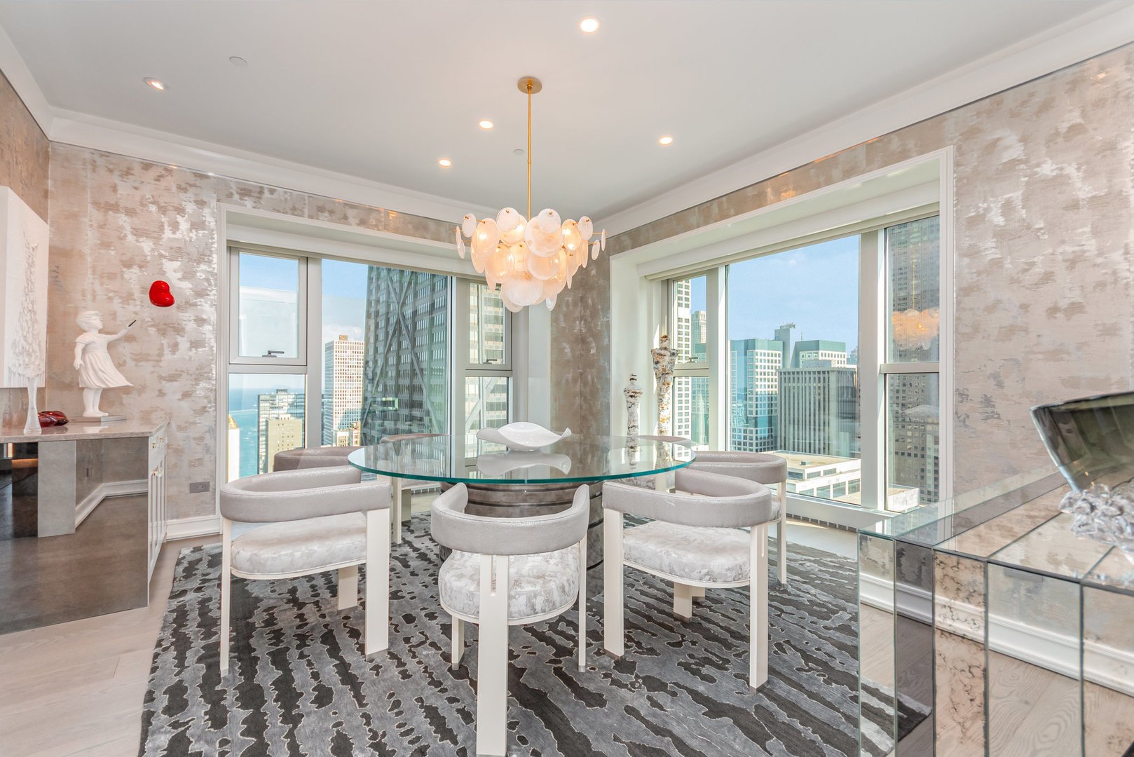 77 E Walton Street Unit: 21C