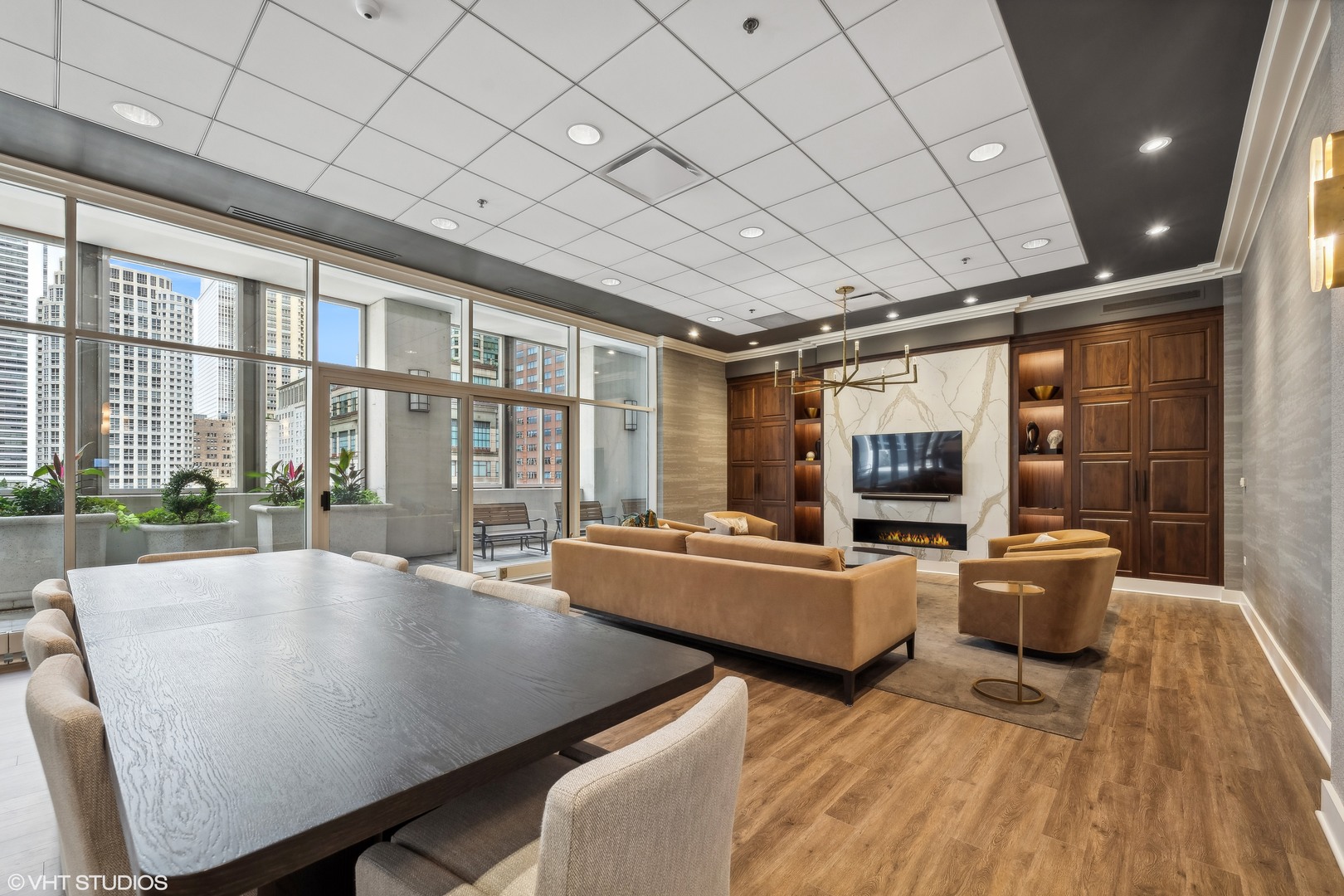 55 E Erie Street Unit: 5201