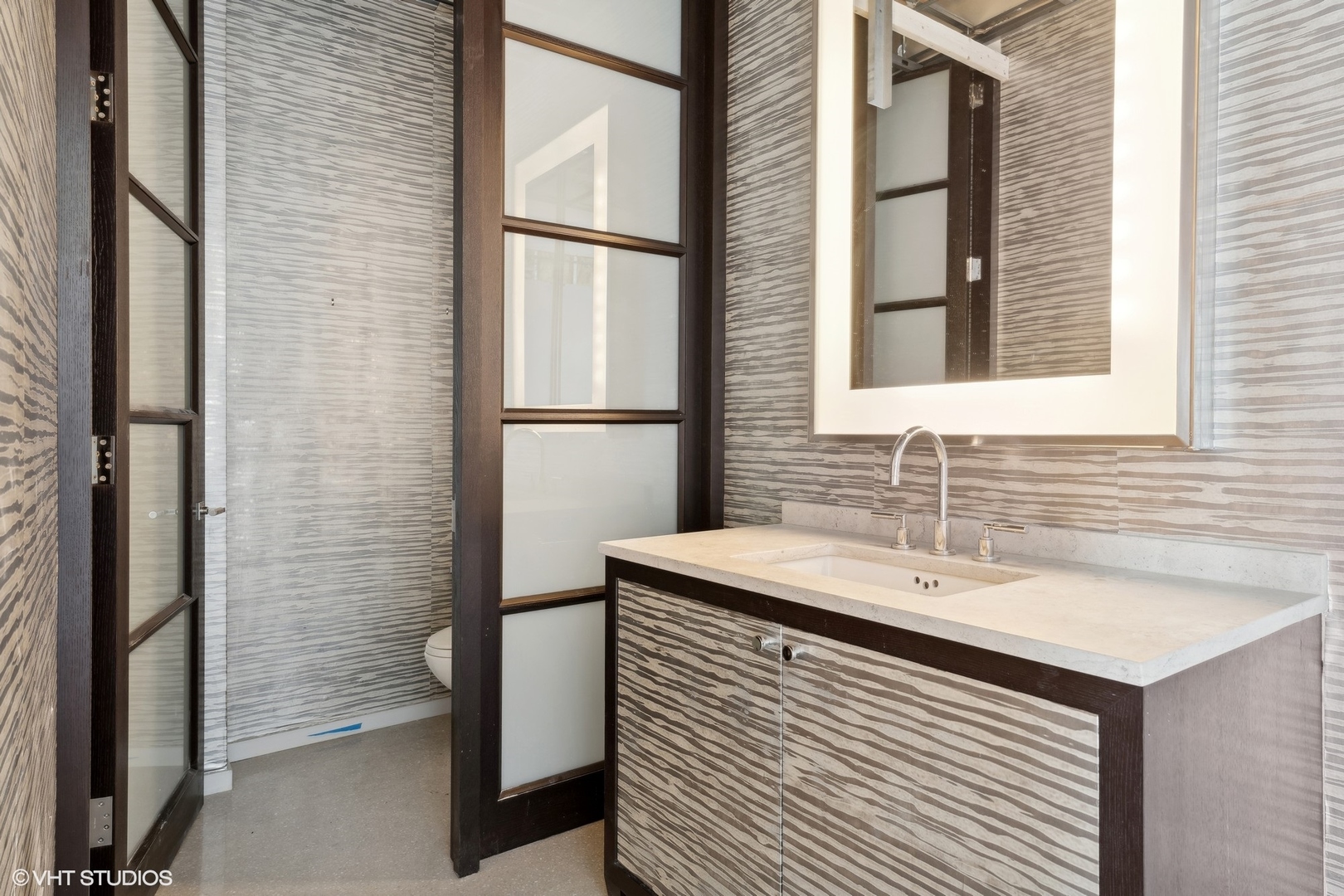 55 E Erie Street Unit: 5201