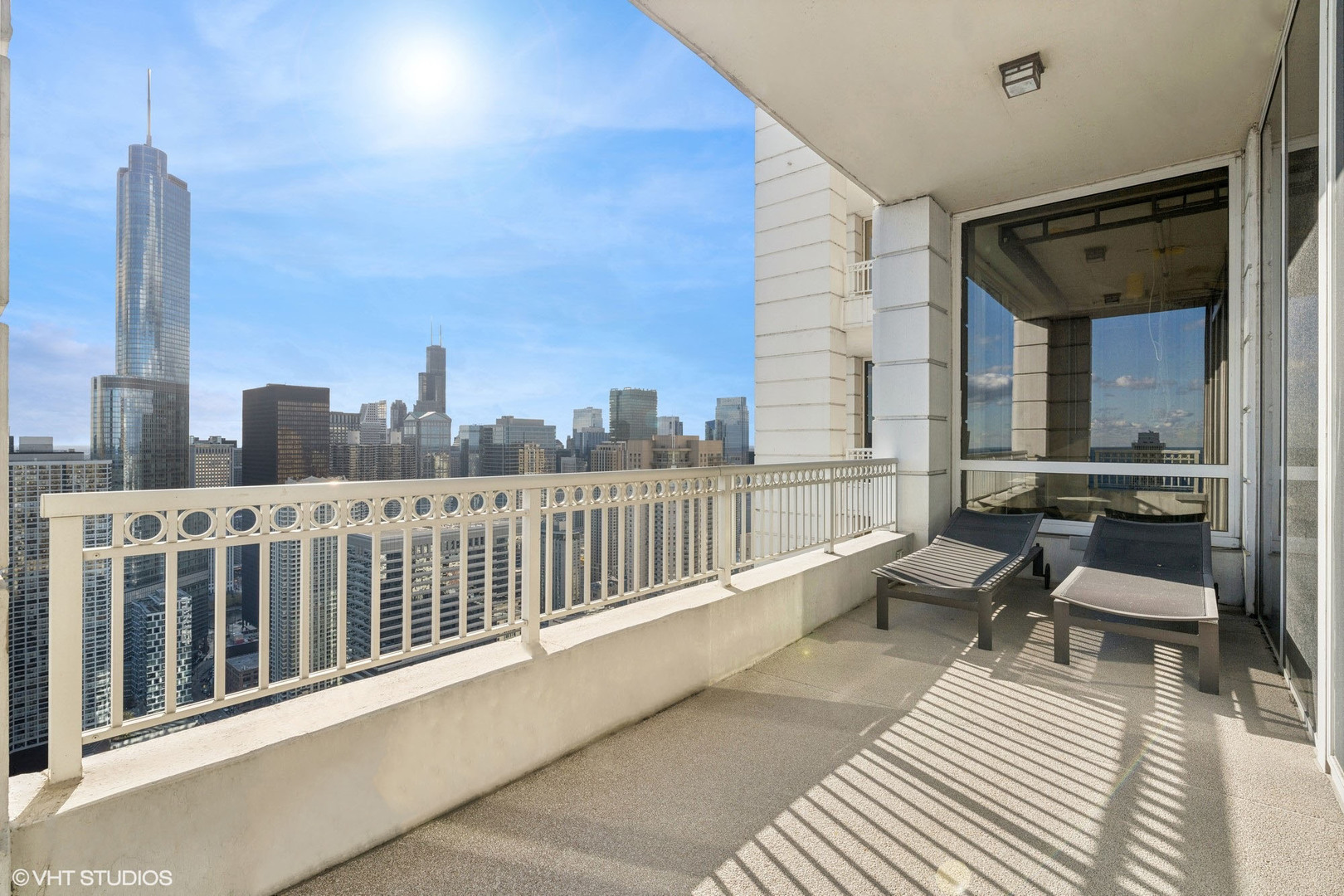 55 E Erie Street Unit: 5201