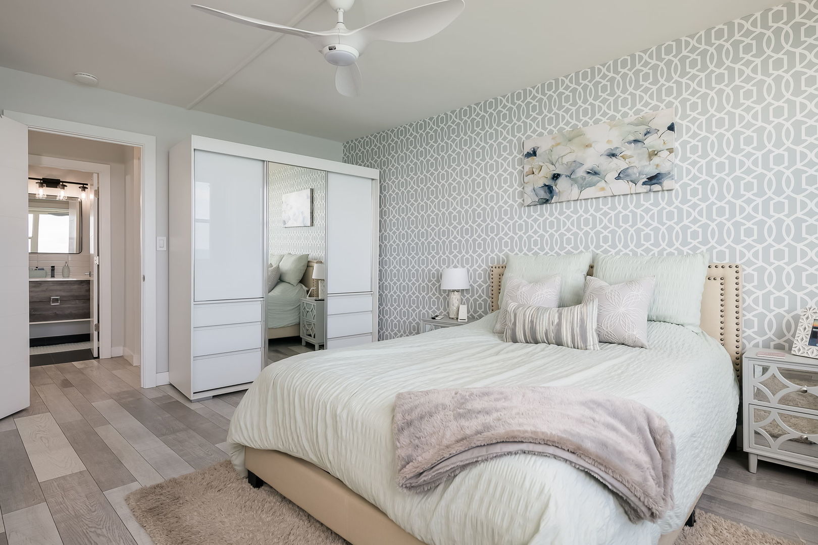 1150 N Lake Shore Drive Unit: 20E