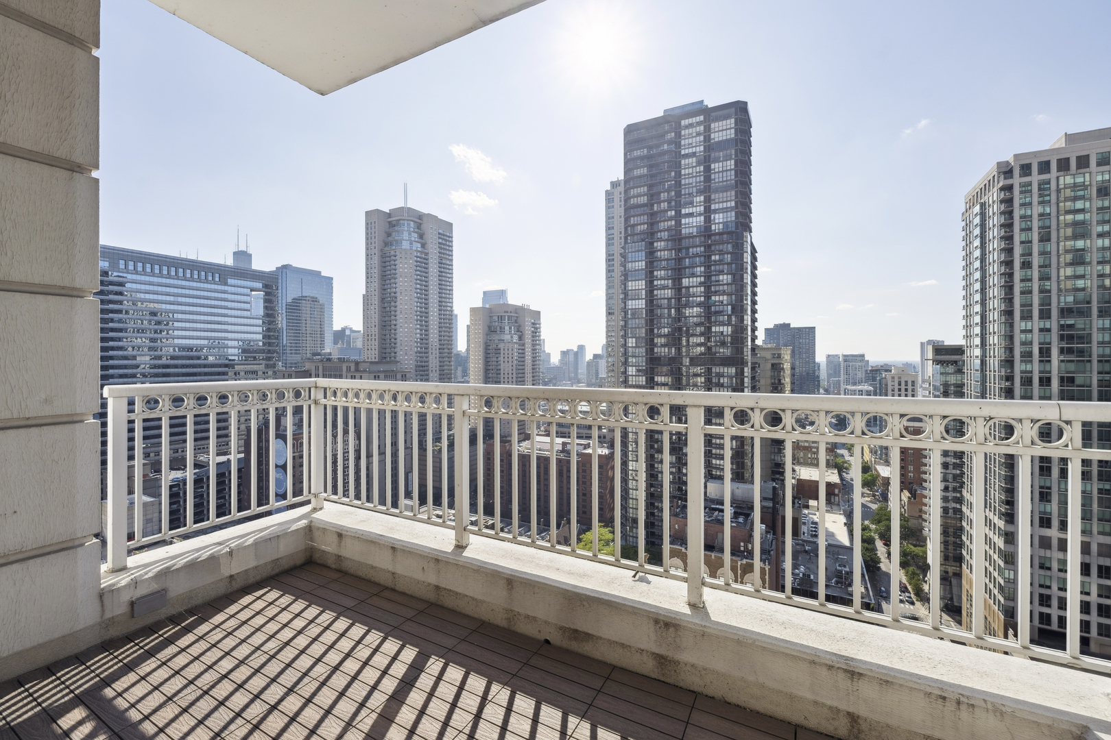 55 E ERIE Street Unit: 2506