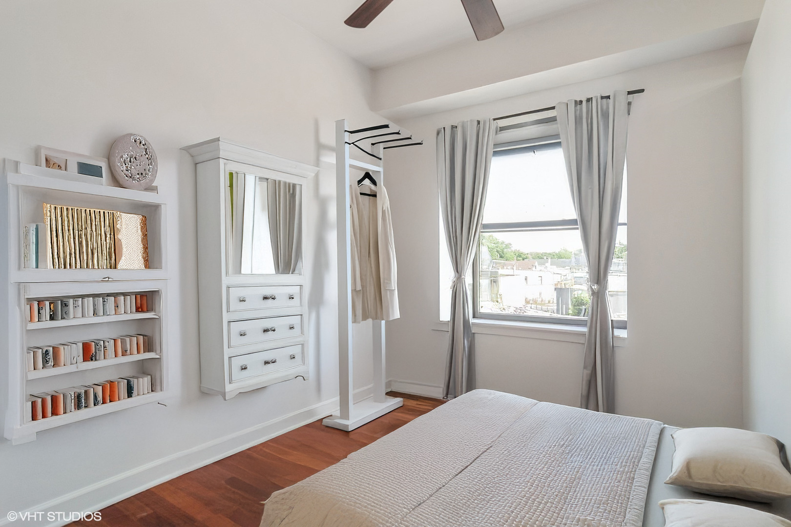 3756 N Bernard Street Unit: 3A