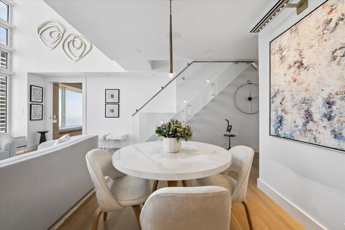 161 E Chicago Avenue Unit: 58K2