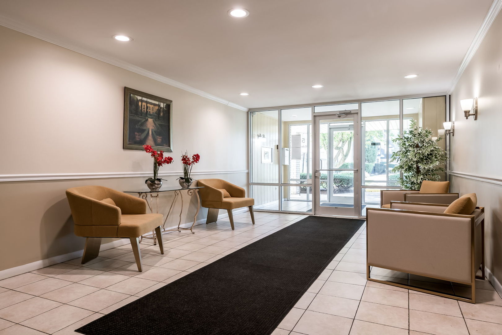 5510 LINCOLN Avenue Unit: 101