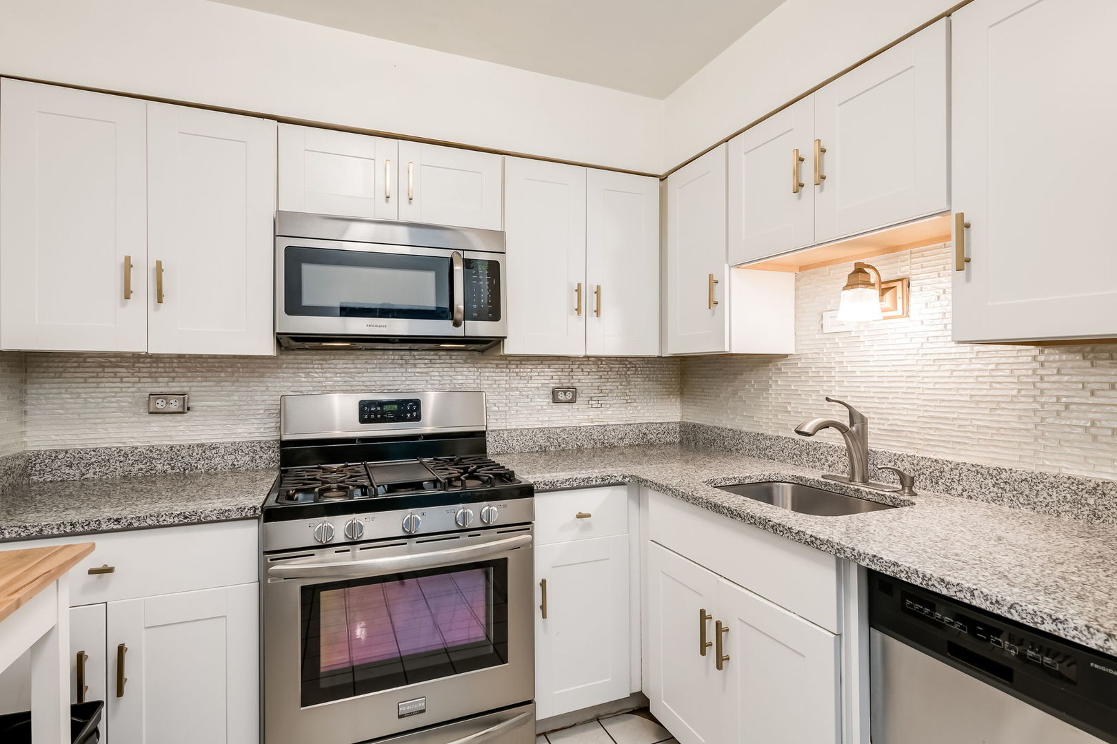 5510 LINCOLN Avenue Unit: 101