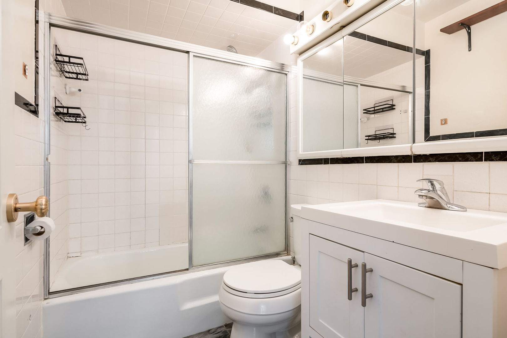 5510 LINCOLN Avenue Unit: 101