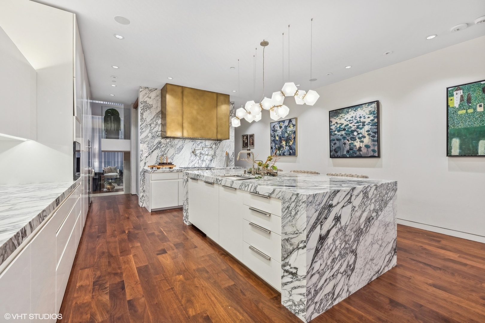 1837 N Fremont Street