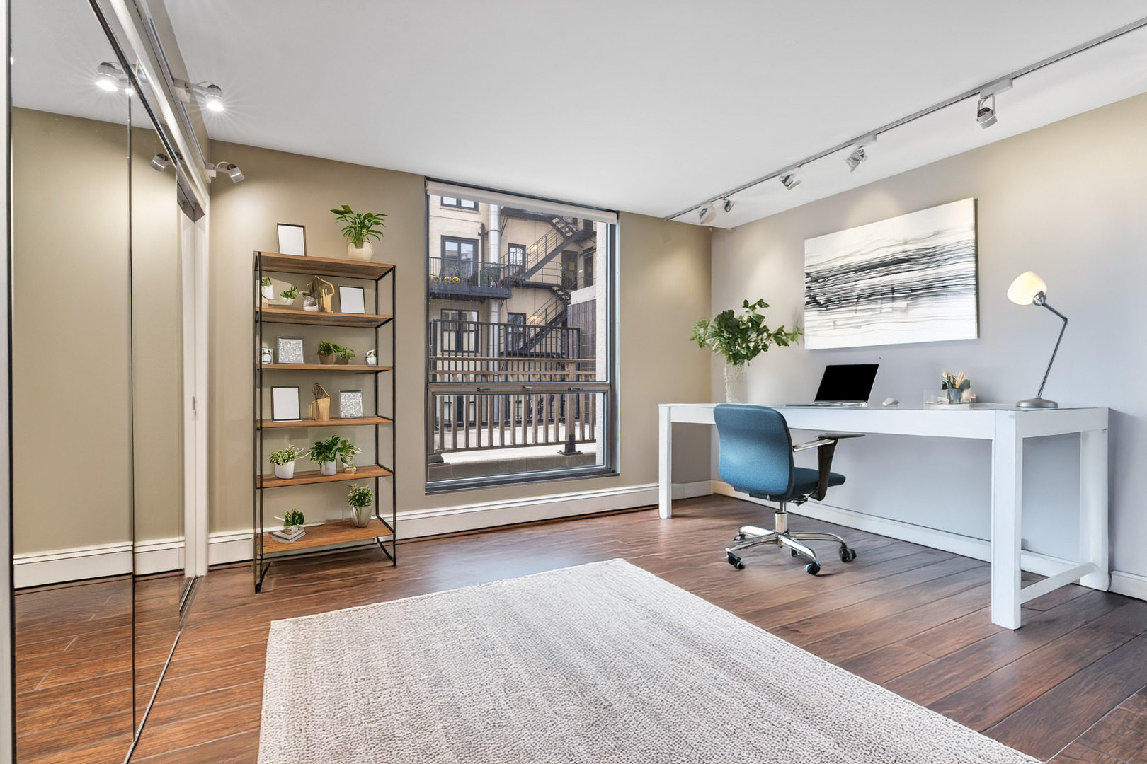 1310 N Ritchie Court Unit: 3A