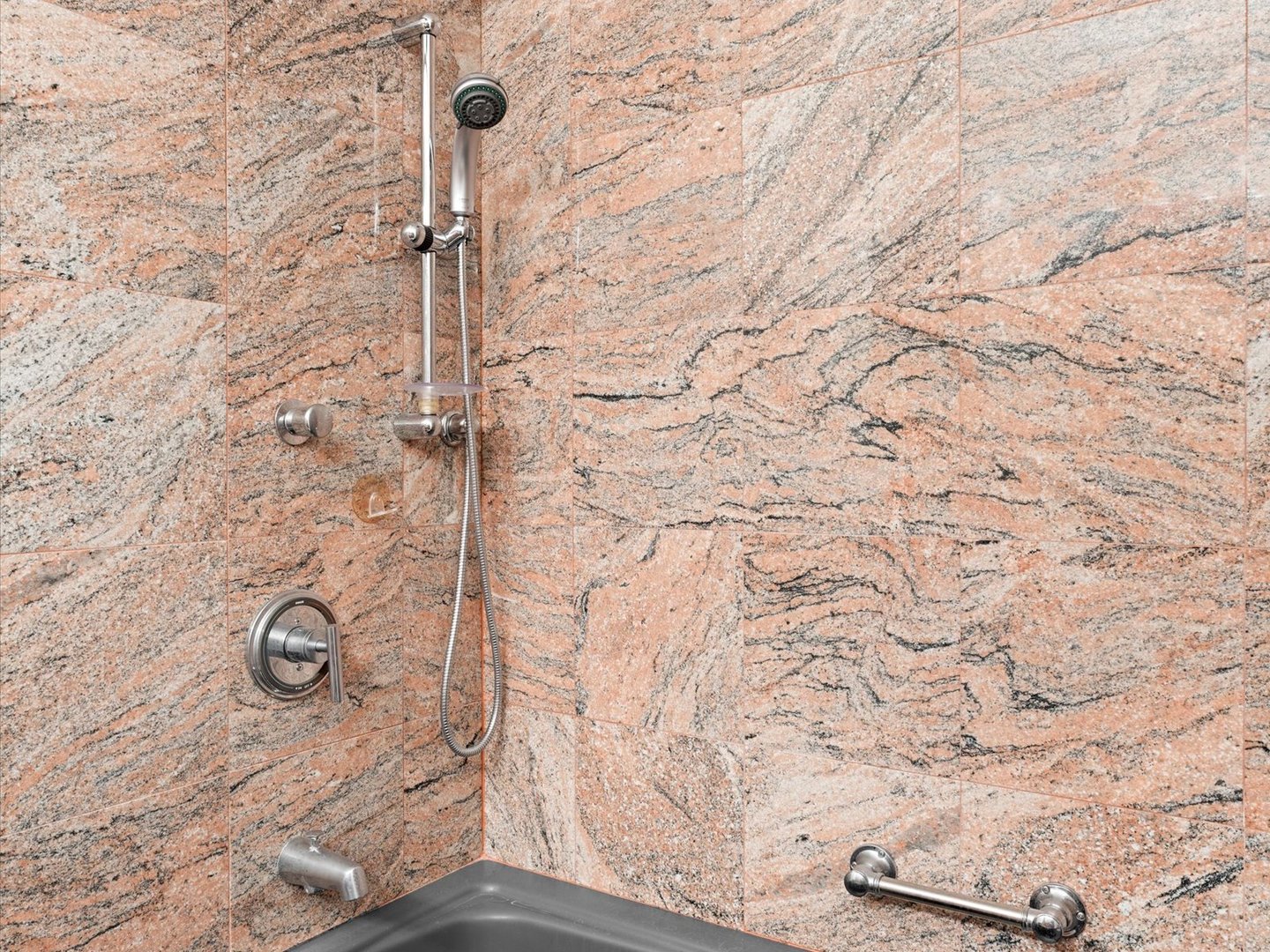 100 E Bellevue Place Unit: 30C