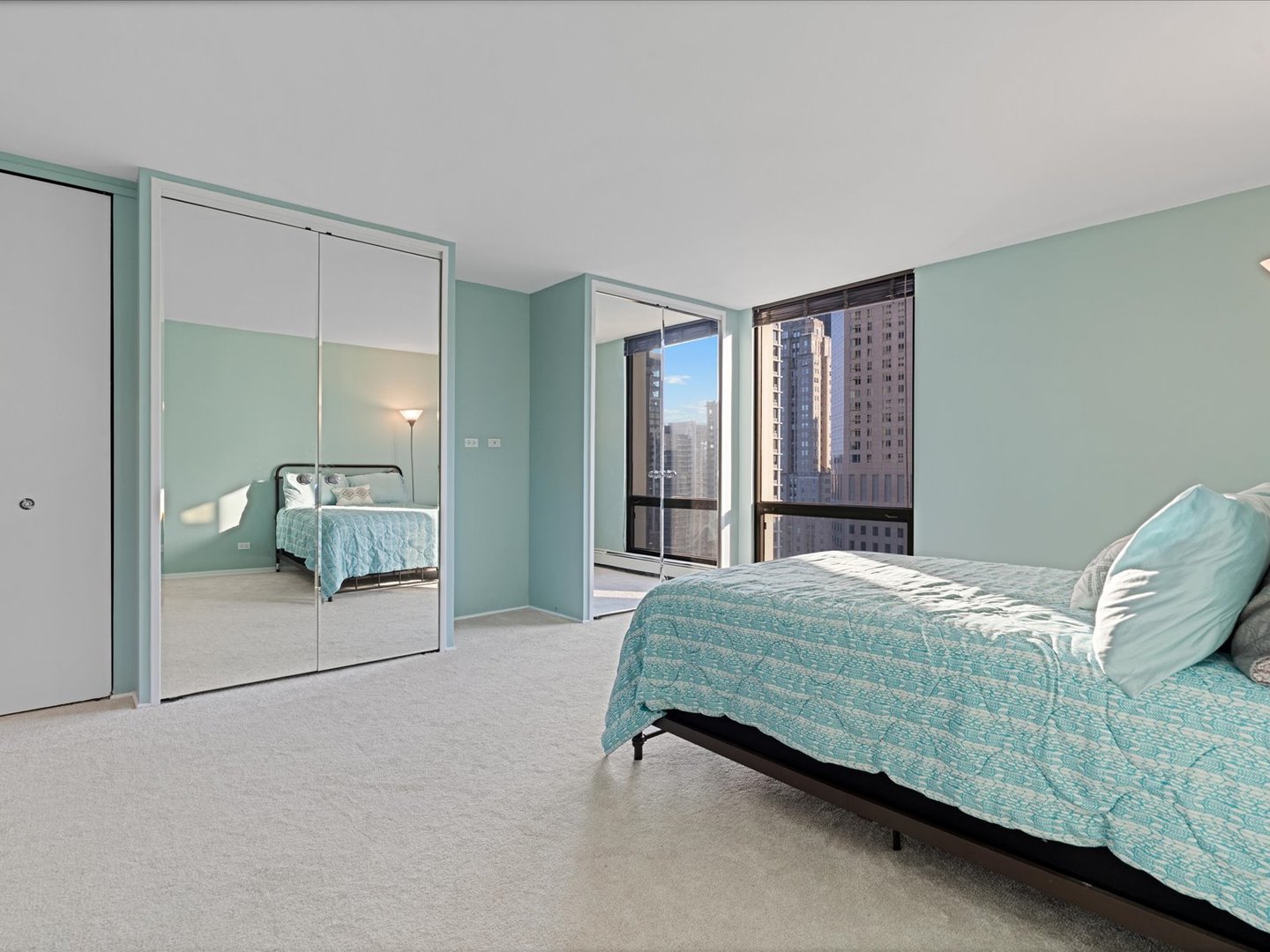 100 E Bellevue Place Unit: 30C