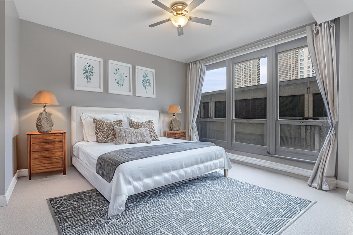 565 W Quincy Street Unit: 1202