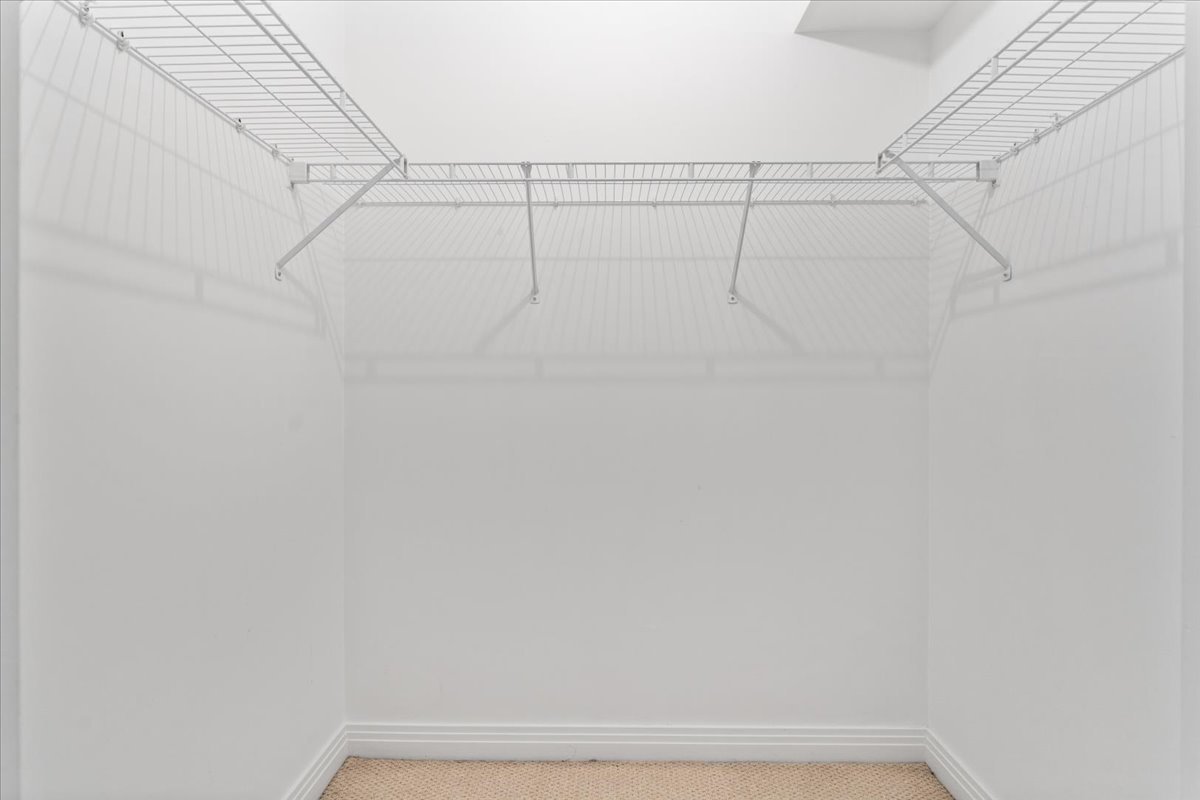 565 W Quincy Street Unit: 1202