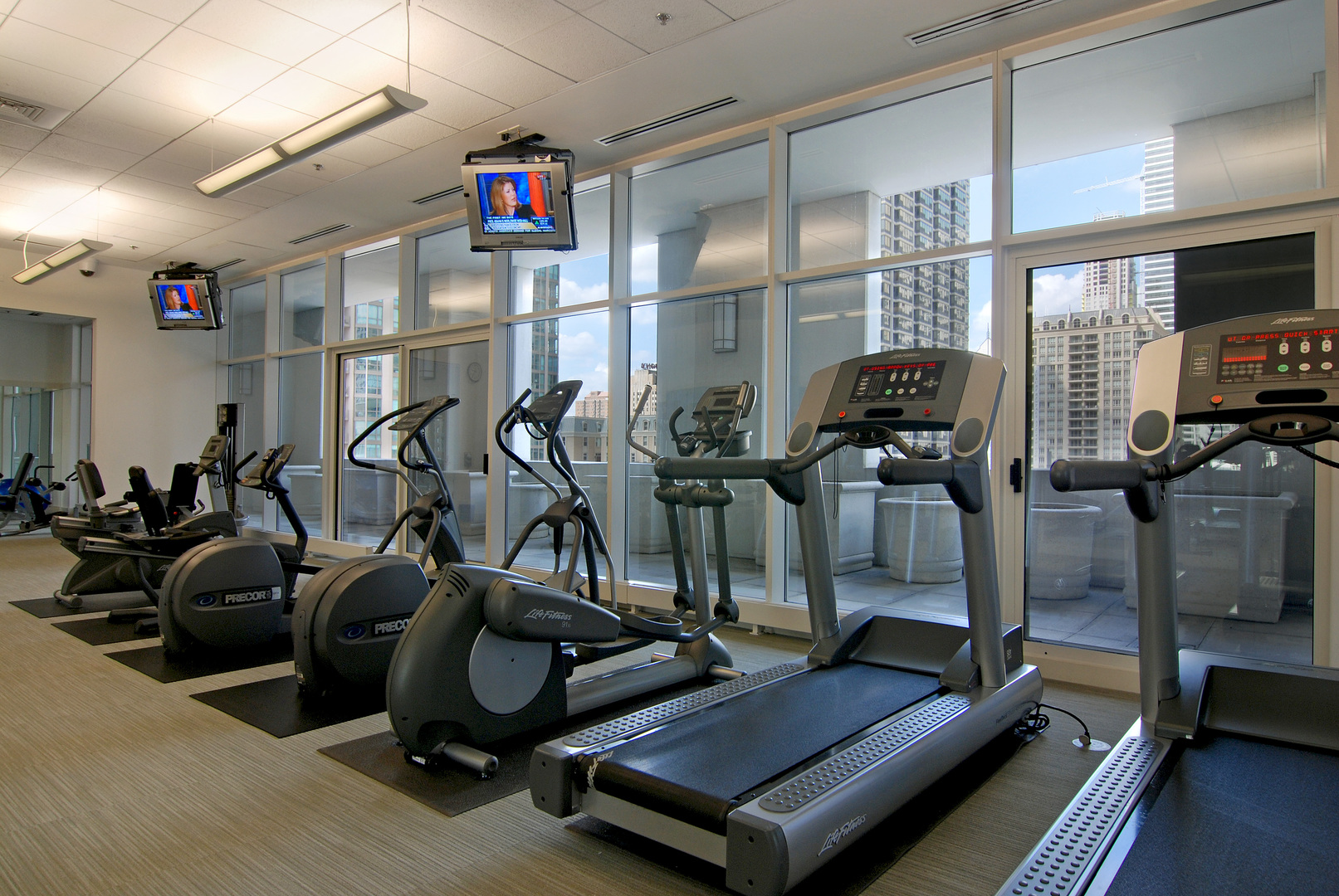 55 E ERIE Street Unit: 3202