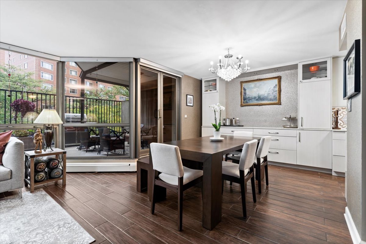 1310 N Ritchie Court Unit: 3A