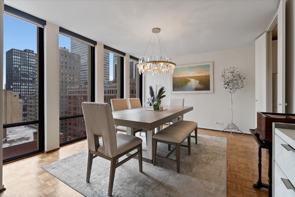 200 E DELAWARE Place Unit: 13C