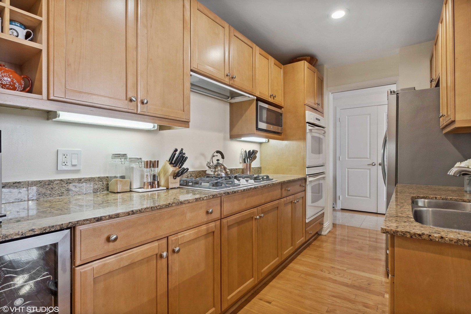 55 E Erie Street Unit: 1402