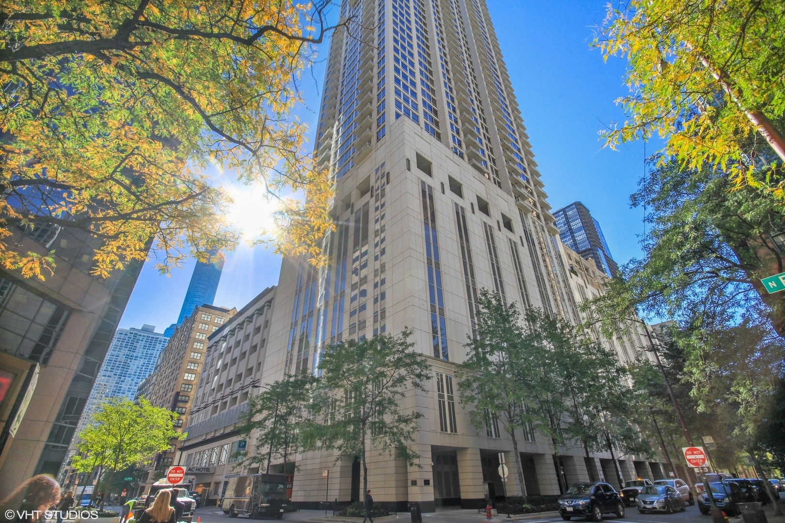 55 E Erie Street Unit: 1402