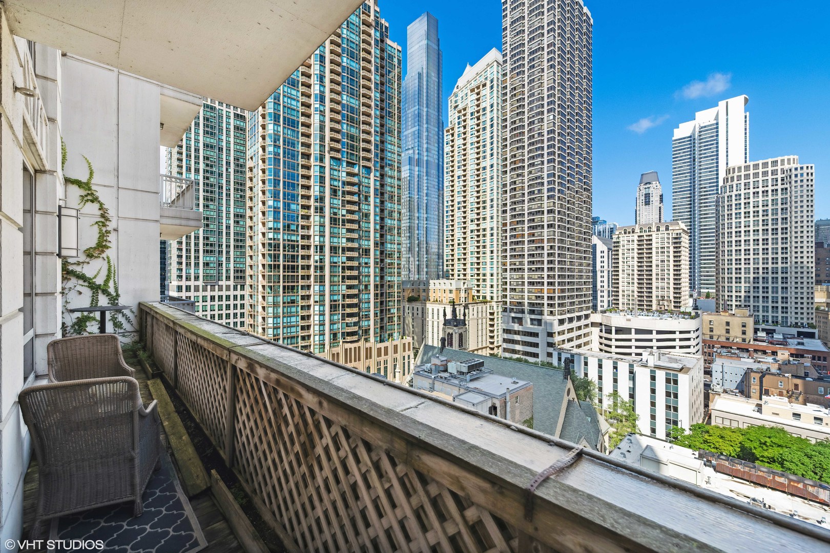 55 E Erie Street Unit: 1402