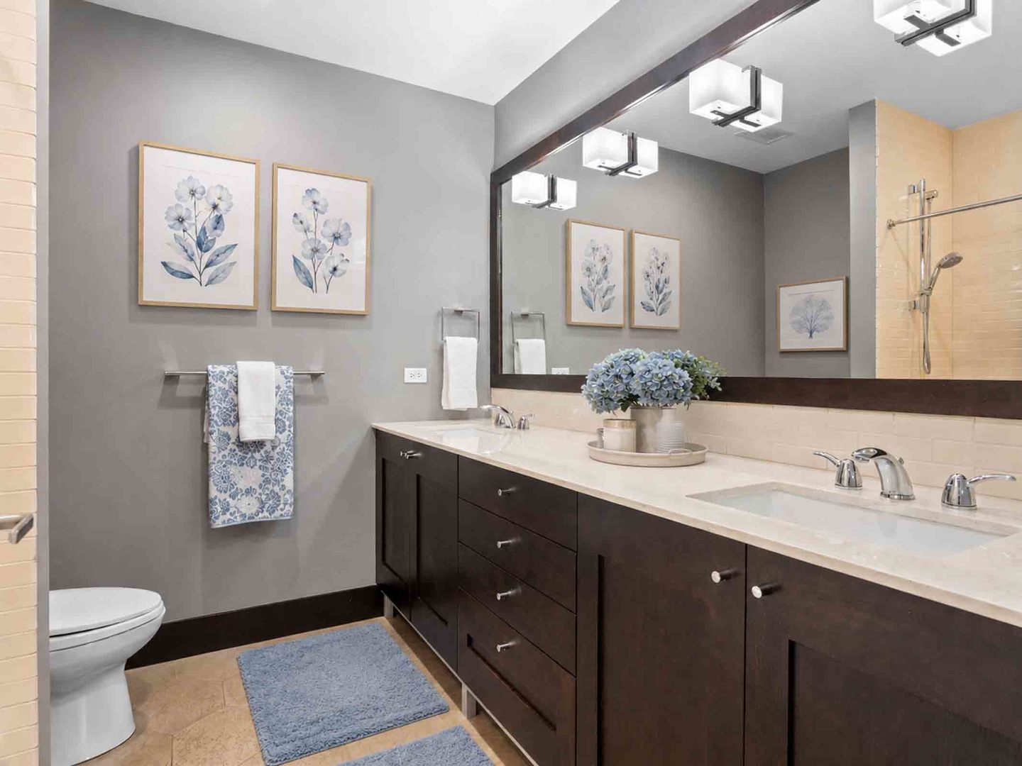 55 E Erie Street Unit: 2705