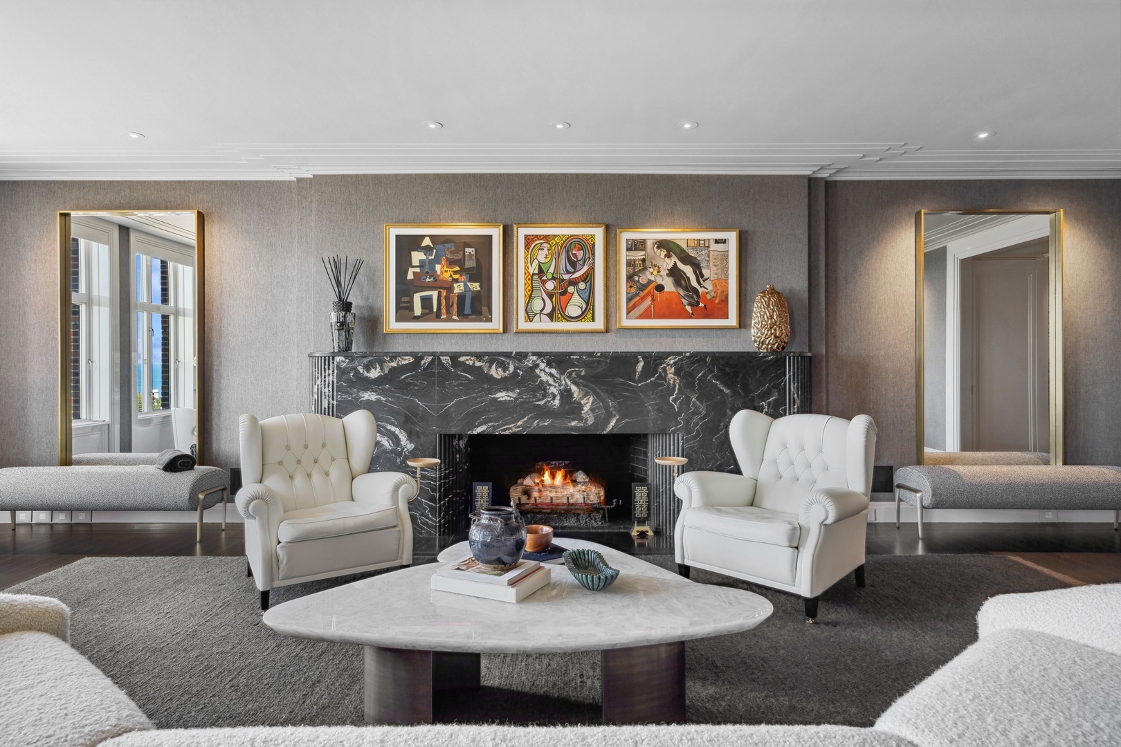 1540 N Lake Shore Drive Unit: 8N