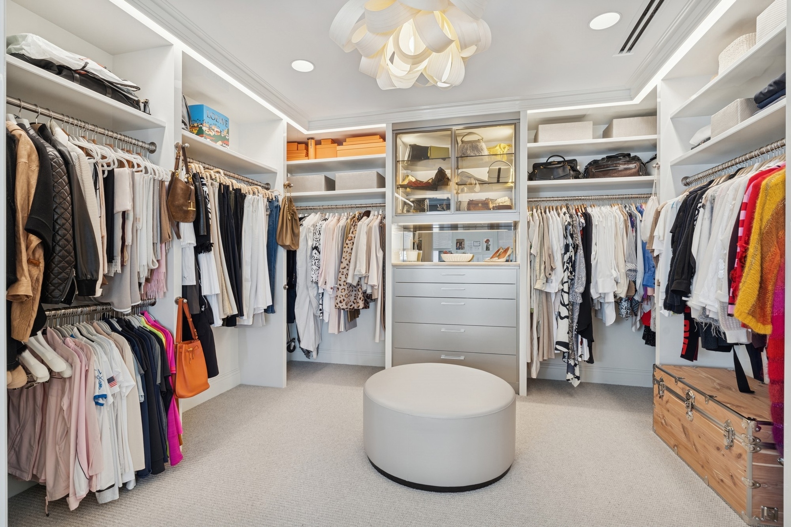 1540 N Lake Shore Drive Unit: 8N