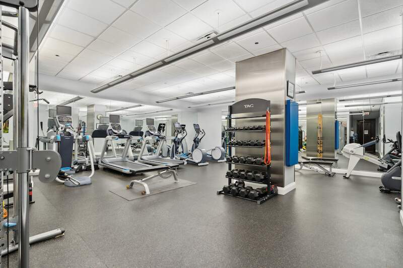840 N LAKE SHORE Drive Unit: 202