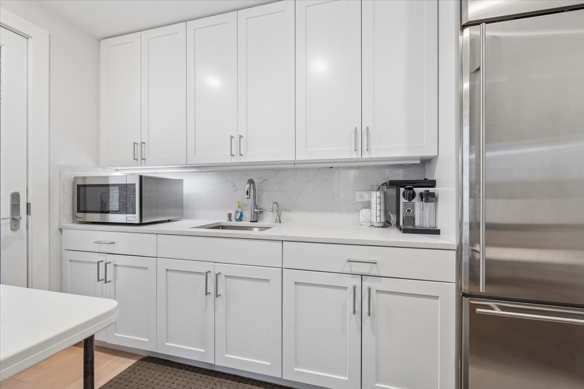 55 E Erie Street Unit: SH-D