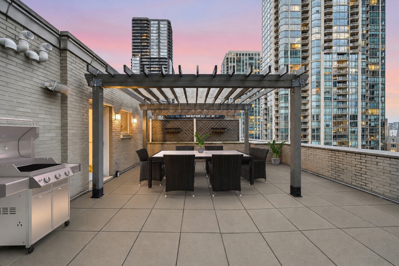 55 E Erie Street Unit: SH-D