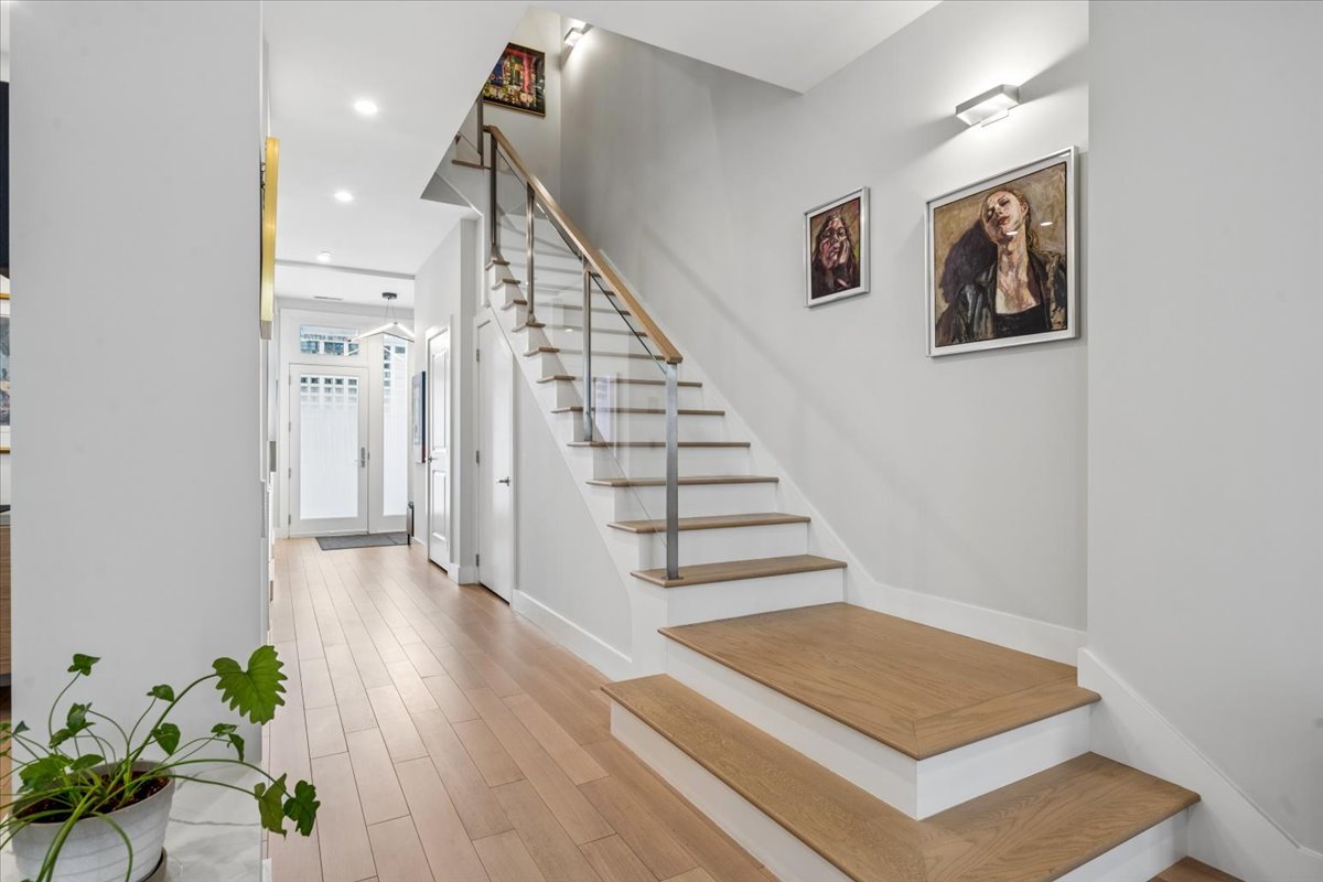 55 E Erie Street Unit: SH-D