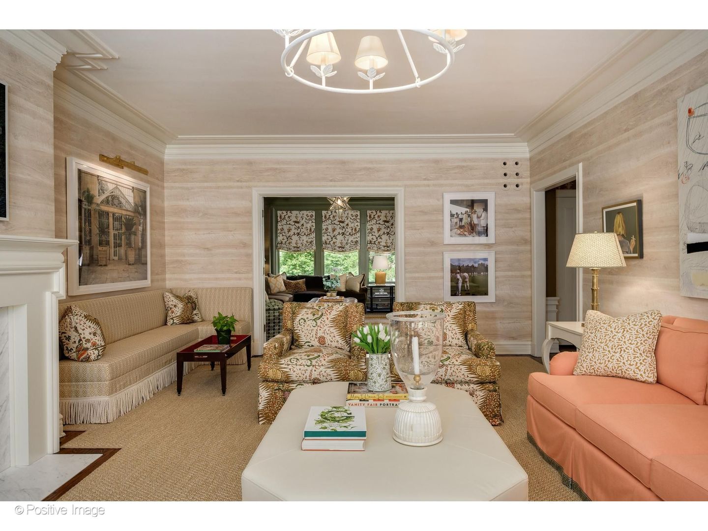 230 E Delaware Place Unit: 4W