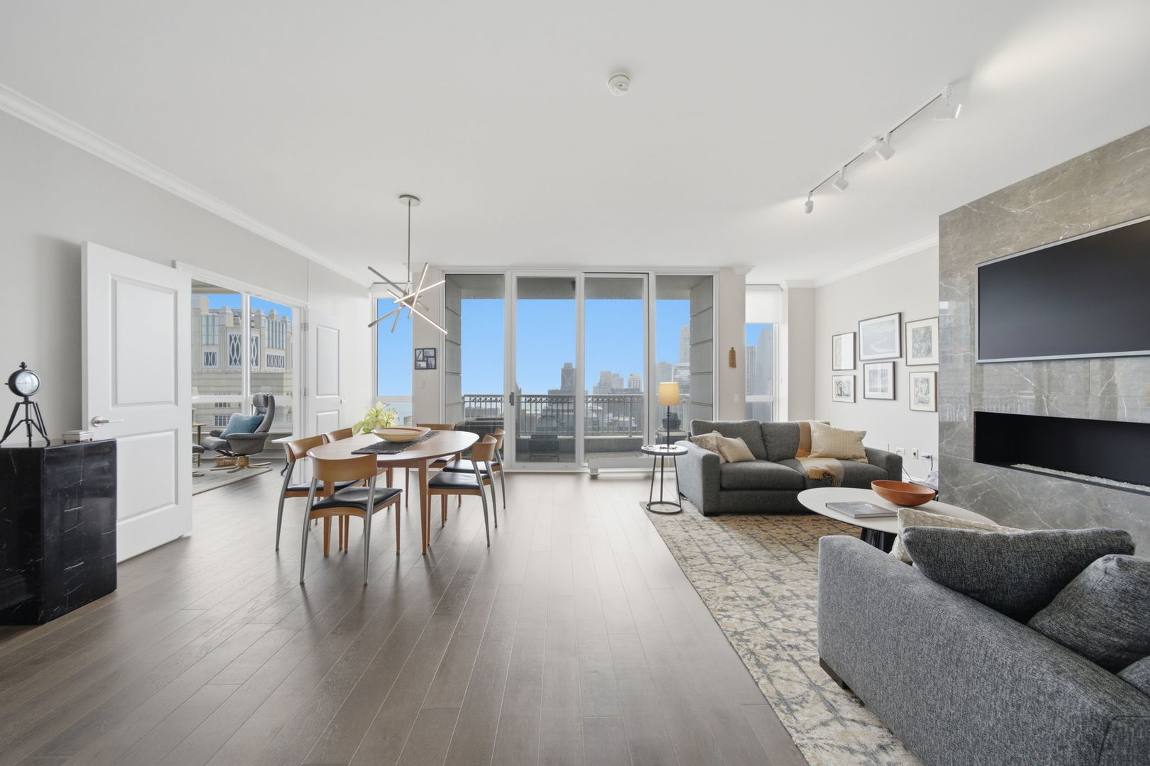 55 E Erie Street Unit: 4303