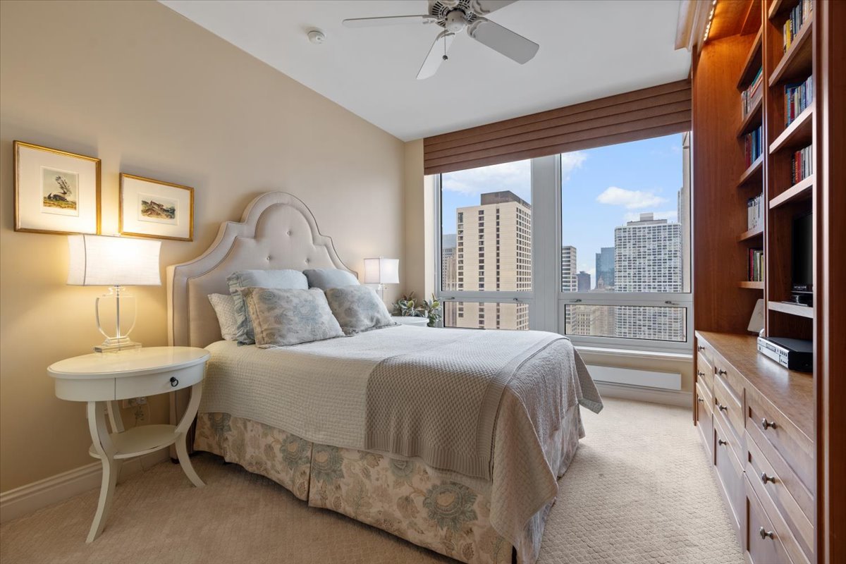 55 E Erie Street Unit: 3205