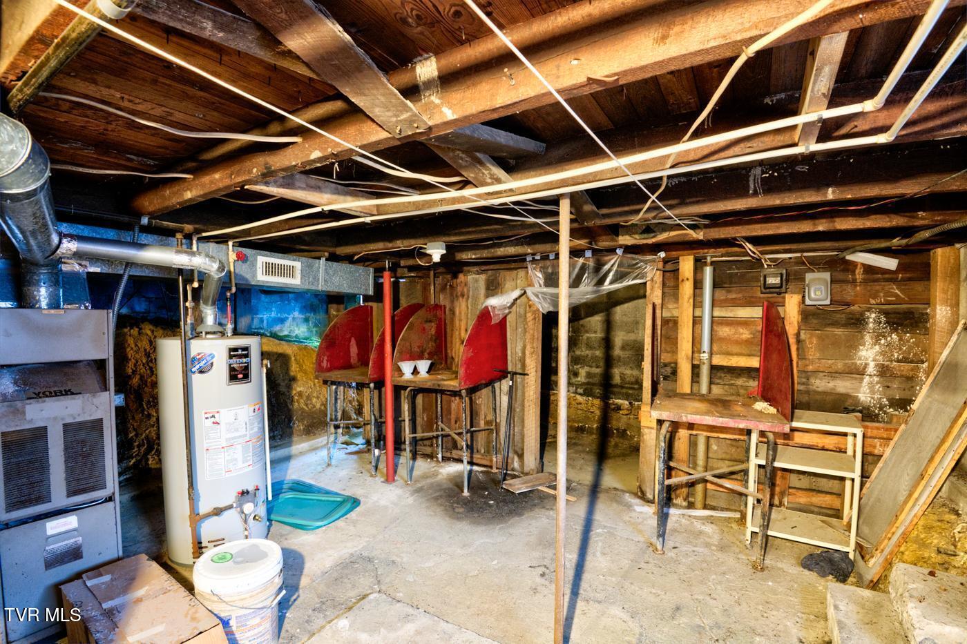 1437 Pressmens Home Road