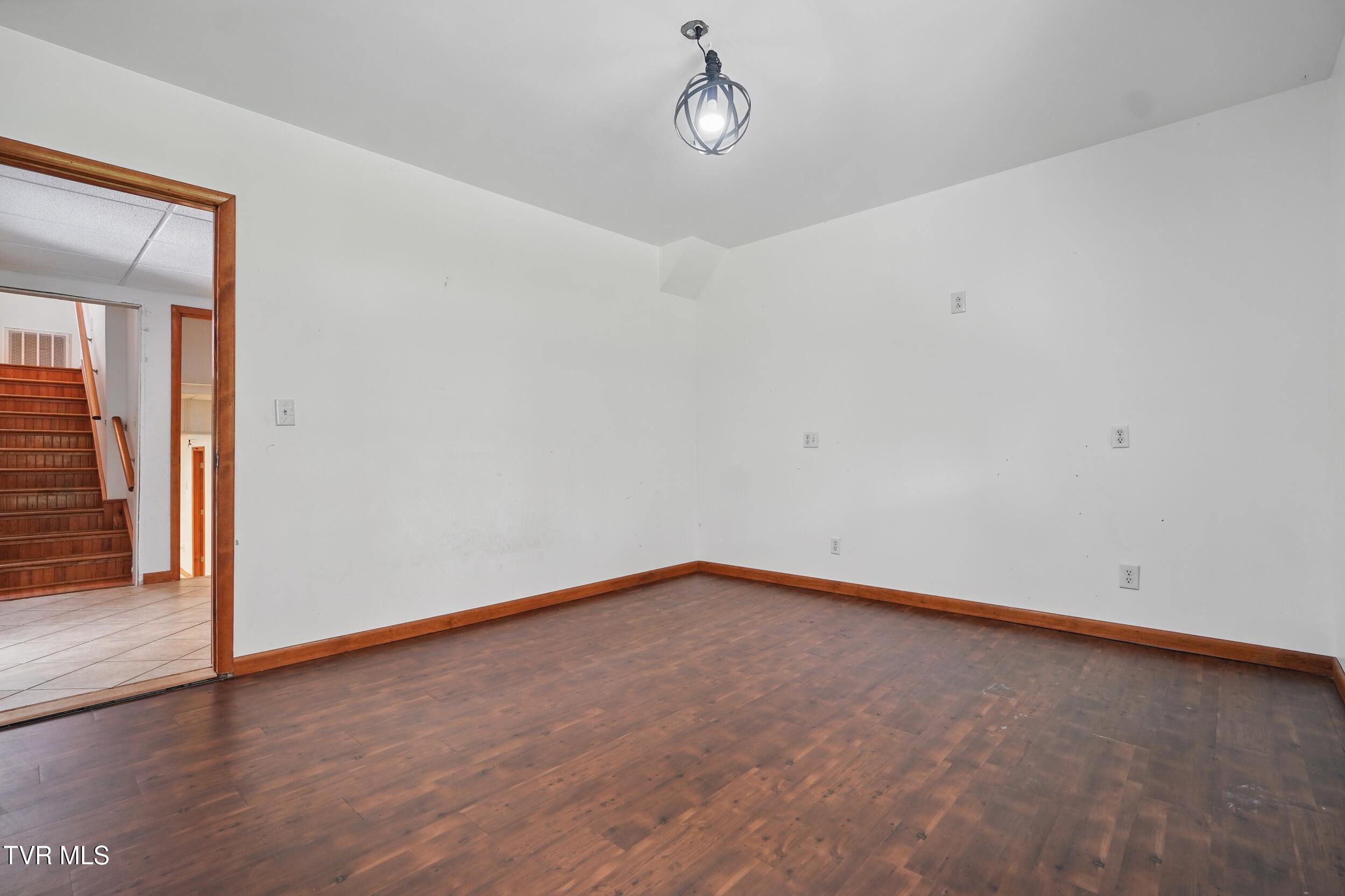 271 Burgan Road