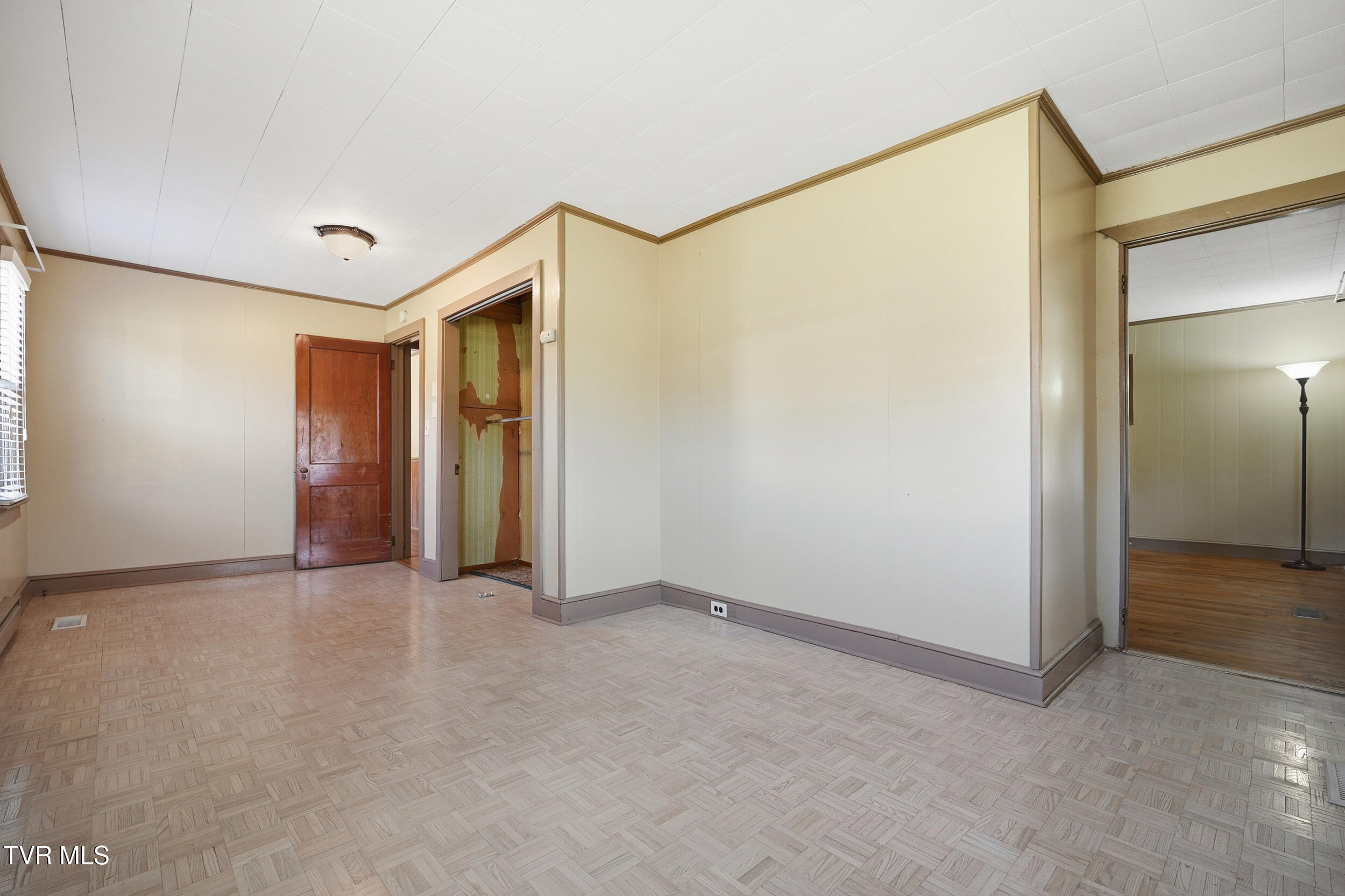 16112 Wyndale Road