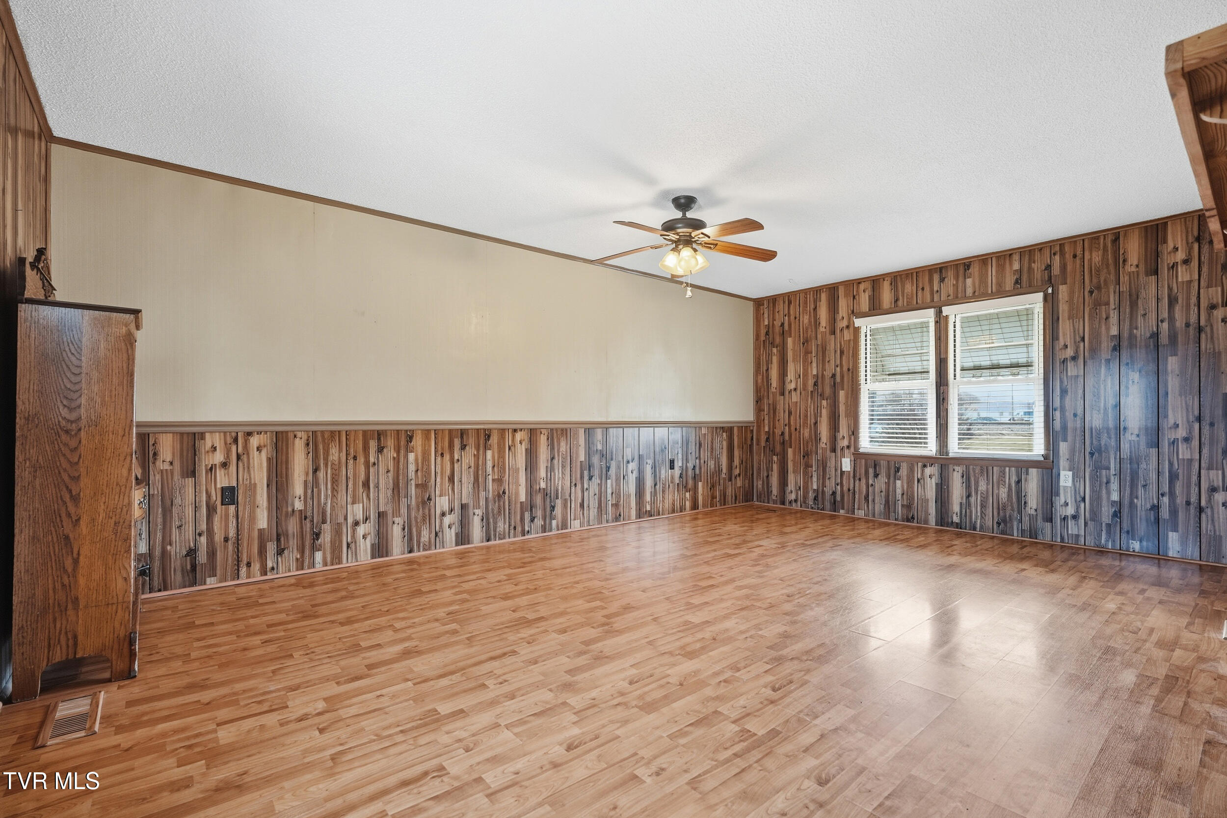 16112 Wyndale Road