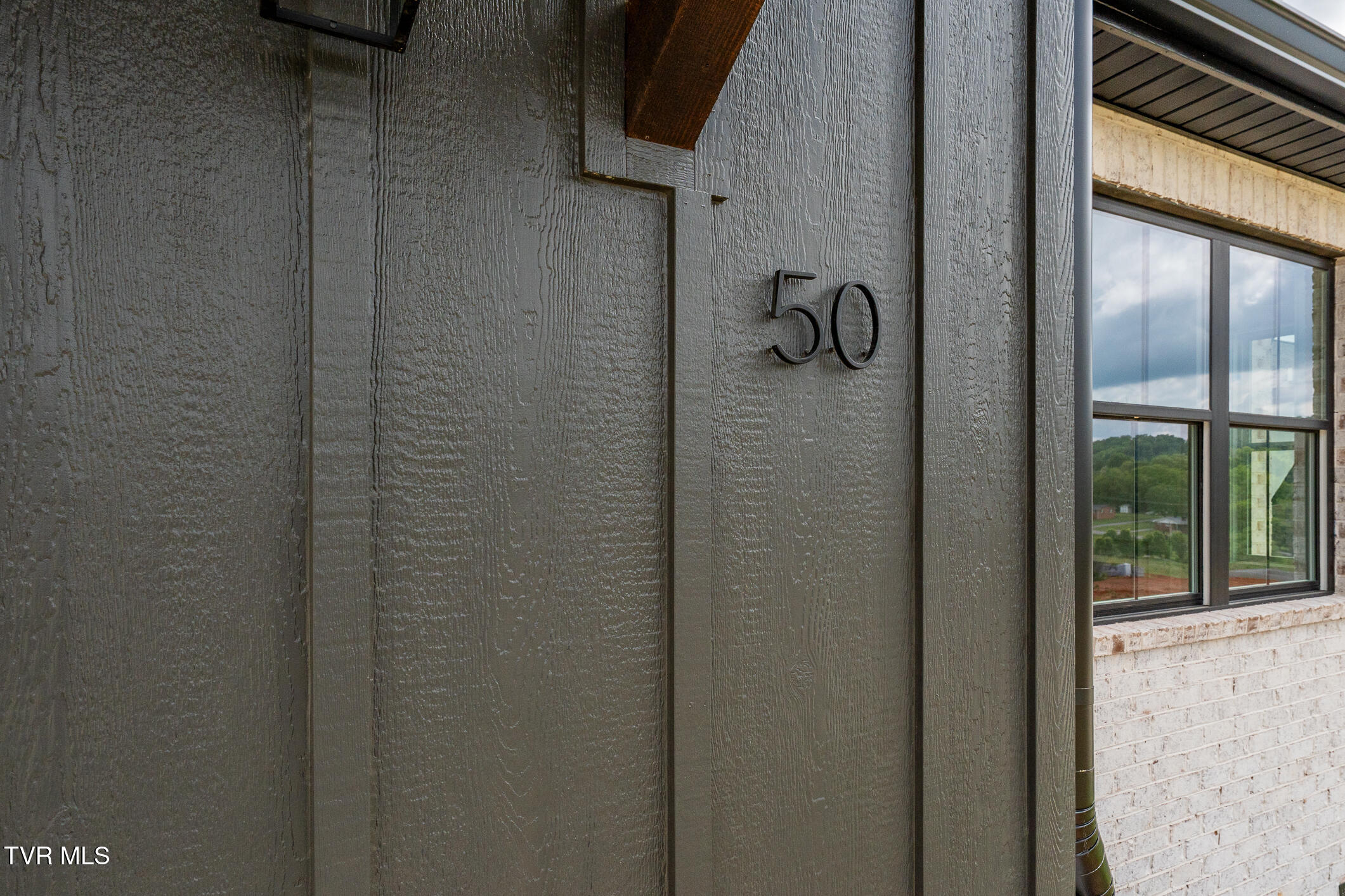 50 Glaze Farm Way