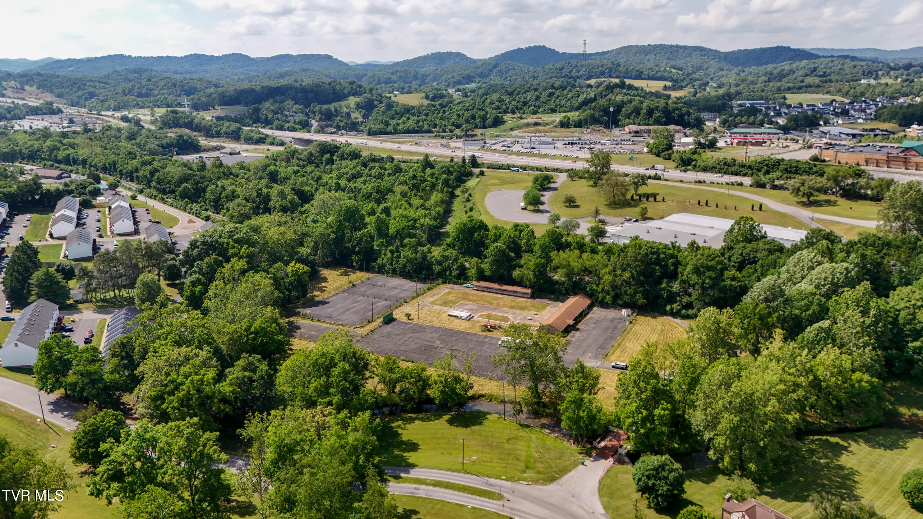 160 Creekside Trail